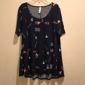 LulaRoe Perfect shirt size XS